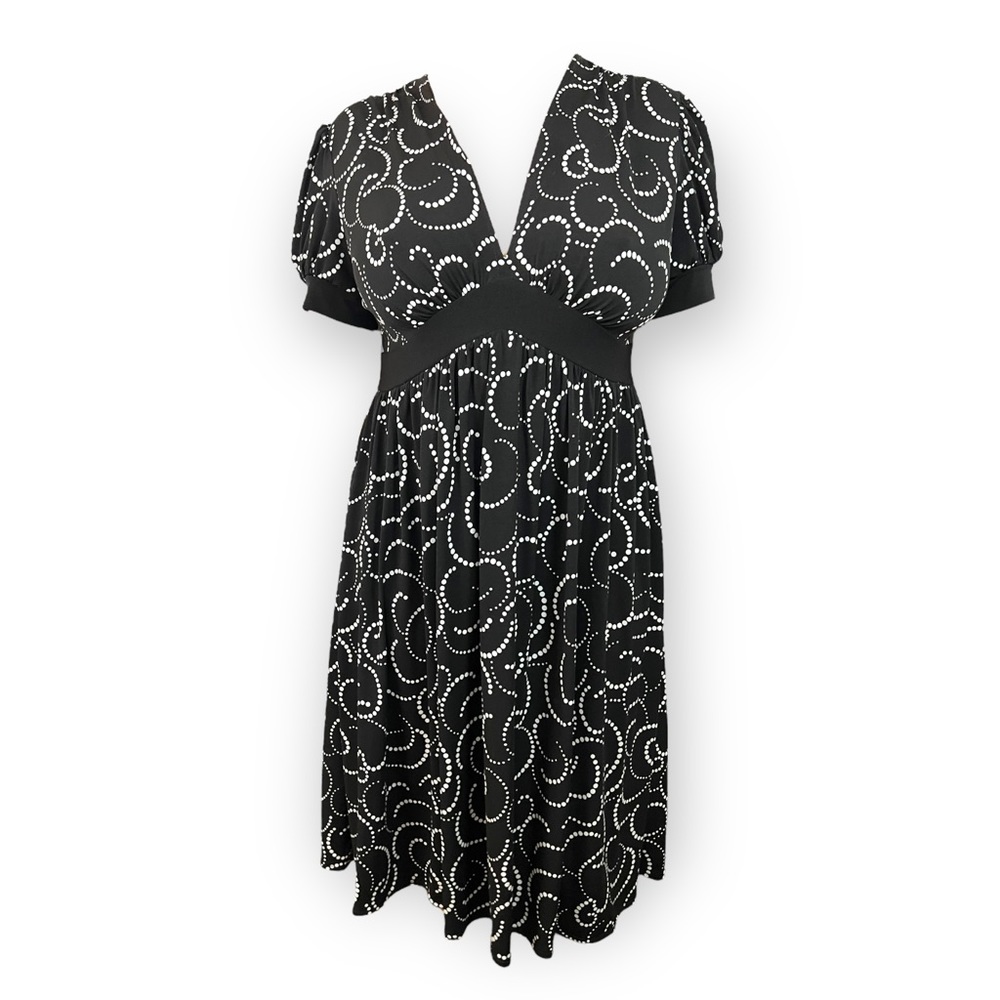 Circle Pattern Dotted Dress